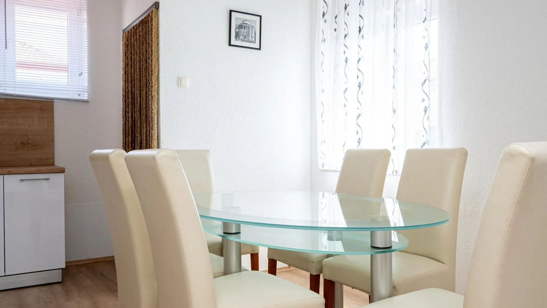 Family Friendly Apartments With A Swimming Pool Zadar - 22530 0*,