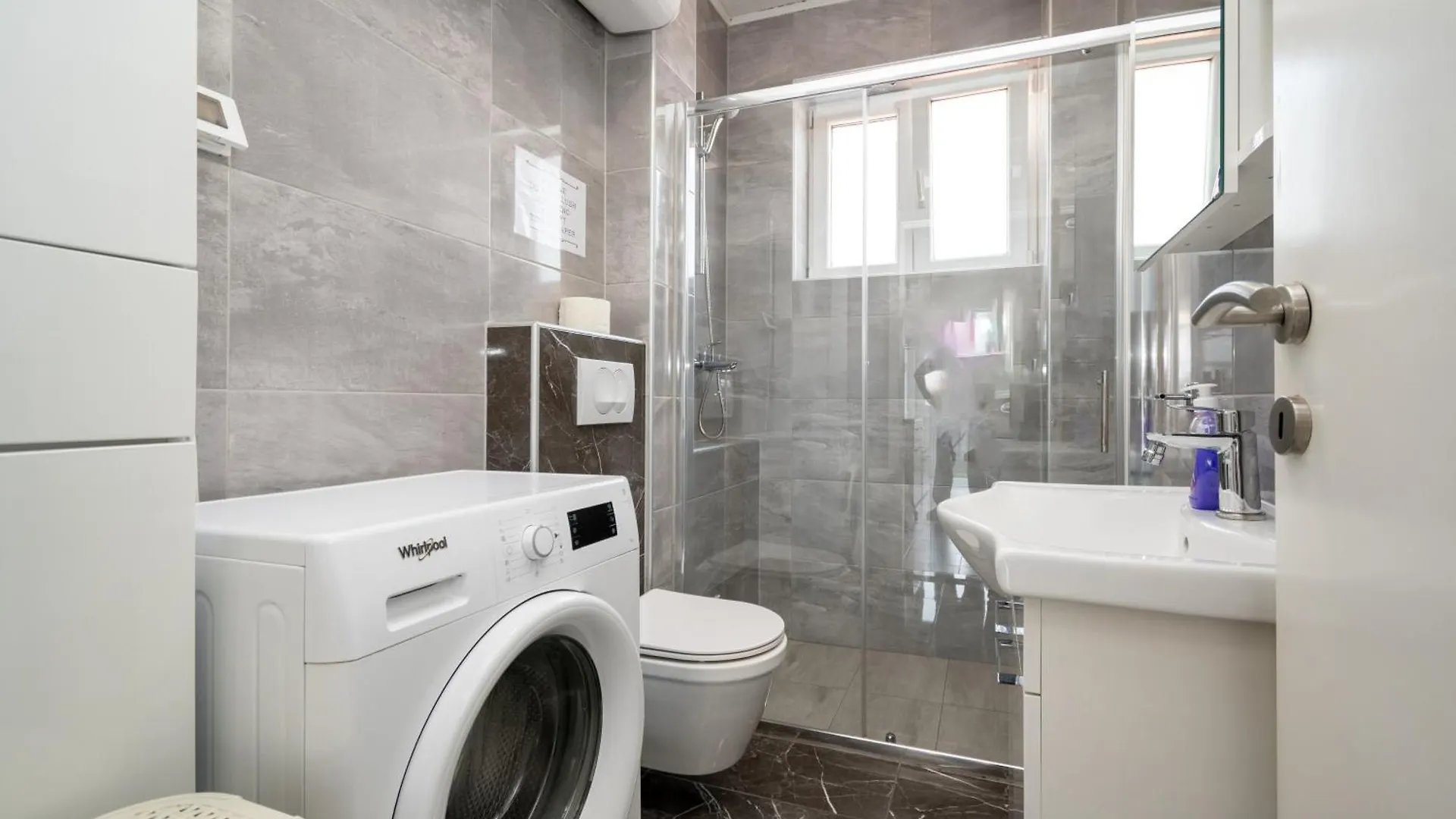 Family Friendly Apartments With A Swimming Pool Zadar - 22530